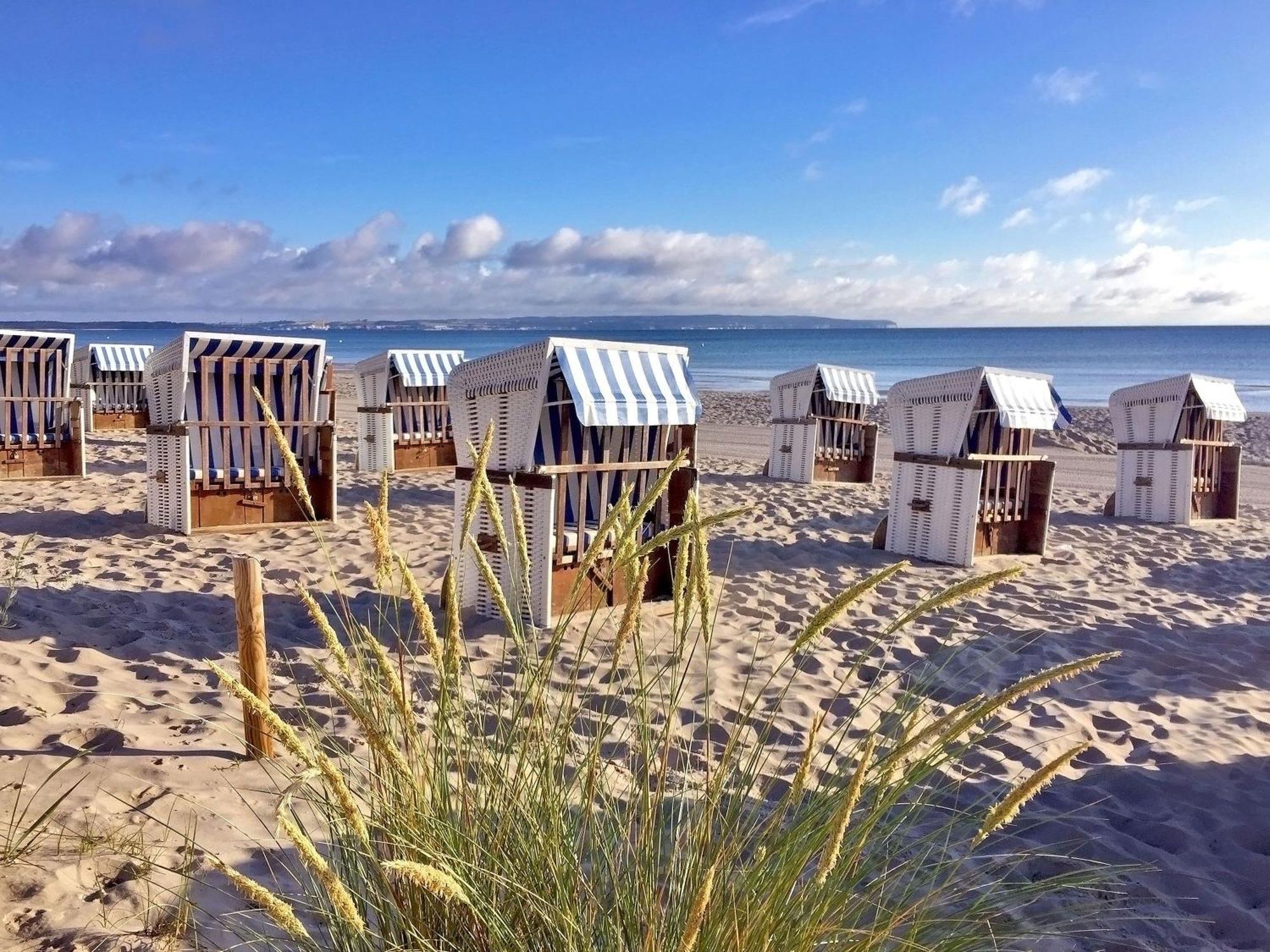 Seitlicher Meerblick, Nur 50 Meter Zum Strand ビンツ エクステリア 写真